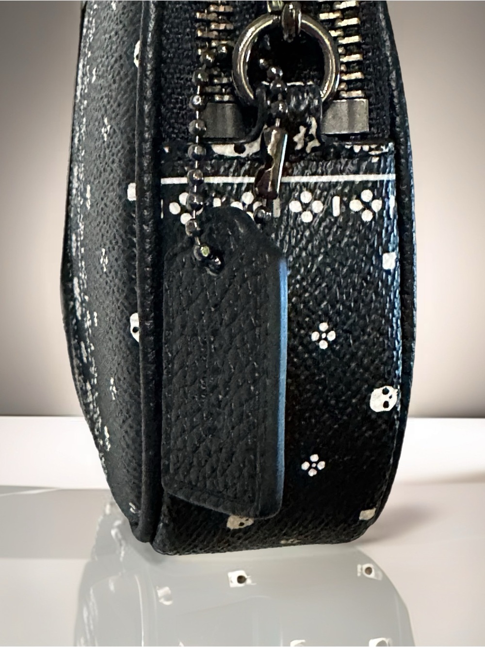 Coach Black Bandana-Print Leather Crossbody Camera Bag - Picture 3 of 10